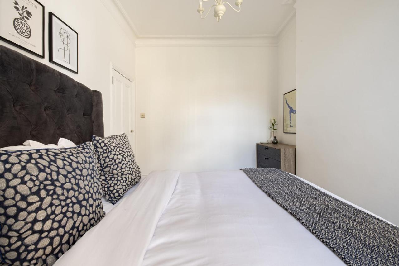 The Streatham Hill Wonder - Spacious 4Bdr House With Garden And Terrace London Ngoại thất bức ảnh